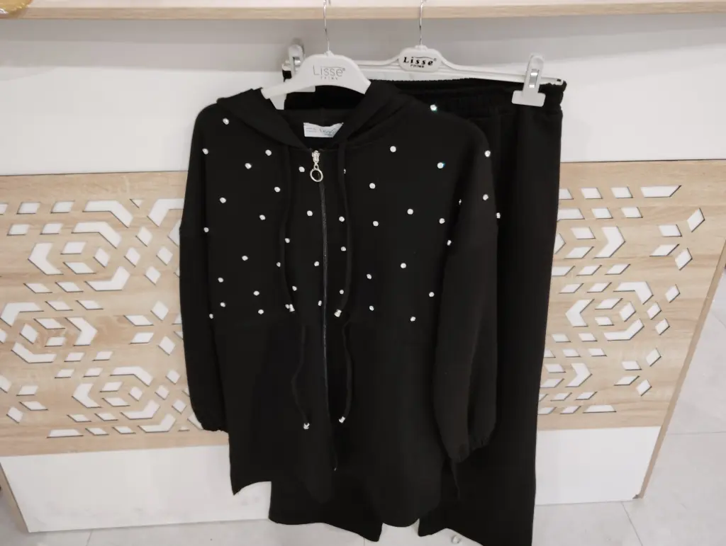 [869-5888-S] Two Piece Set - Black (S)