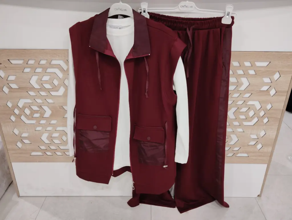 [869-107332-38] Three Piece Set - Maroon (38)