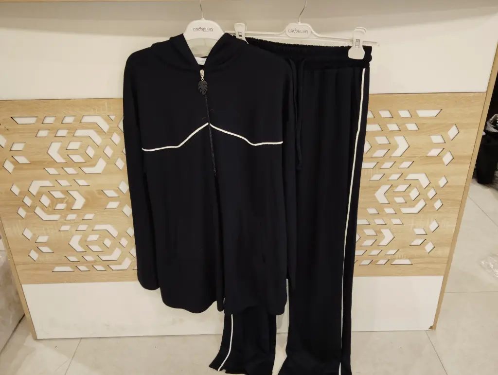 [869-107481-M] Two Piece Set - Navy (M)